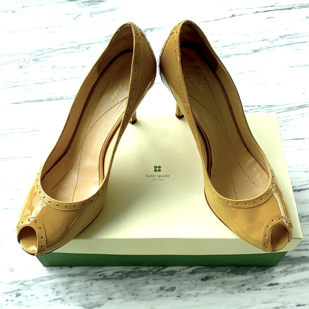 Kate Spade Giselle Camel Leather Patent Pumps